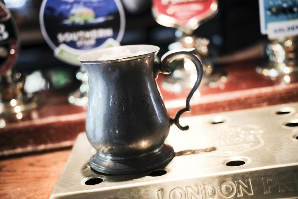 Bull Inn Редінг Екстер'єр фото