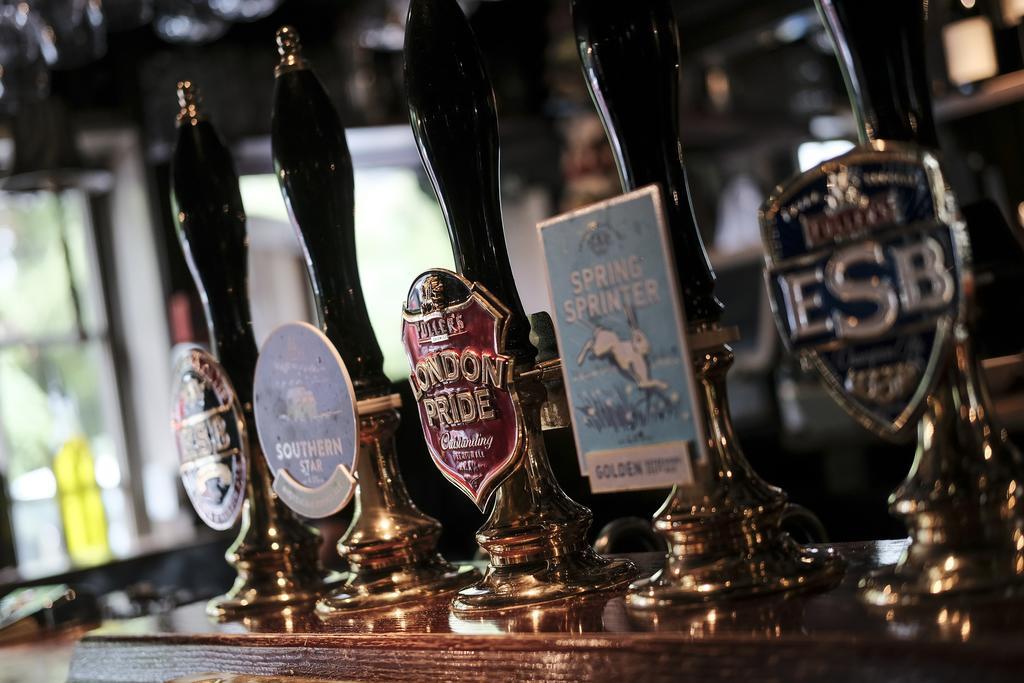 Bull Inn Редінг Екстер'єр фото